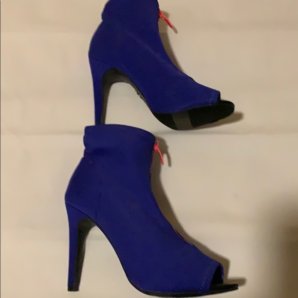 Juicy Couture Paloma peep toe ankle boot - Picture 3 of 7